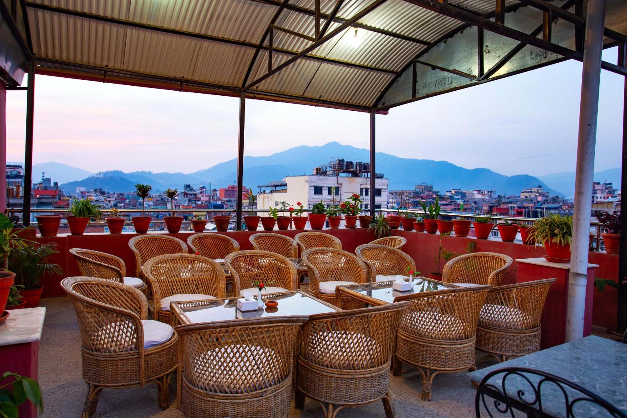 Hotel Jay Suites Kathmandu Exterior foto